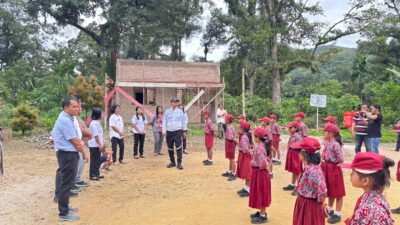 Bupati Taput Tinjau Pembangunan Revitalisasi SDN 177931 Tumus di Kecamatan Parmonangan ‎