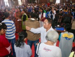 Ibadah Doa Bersama, Pemkab Taput Teguhkan Semangat Warga dan Salurkan Bantuan