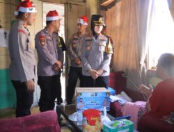 Sambut Natal 2025 dan Tahun Baru 2026, Polres Samosir Gelar Bakti Sosial untuk Lansia dan Anak Disabilitas
