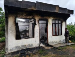 Kebakaran Rumah Warga Terjadi Di Desa Purba Dolok, Dua Armada Damkar Diterjunkan