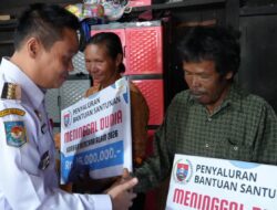 Bupati Humbahas Serahkan Bantuan Korban Bencana Alam Air Sungai Meluap di Pollung