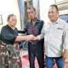 Dr. Maruli Siahaan Melalui Perwakilannya Sampaikan Duka Cita dan Kunjungi Rumah Duka Almarhumah Rintis Juara Cristi Br. Simanjuntak
