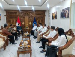 Audiensi ke Kemendikdasmen dan Kemenag, Bupati Taput Laporkan Penanganan Sekolah Bencana dan Undang Menteri Buka Rakernas V MPK